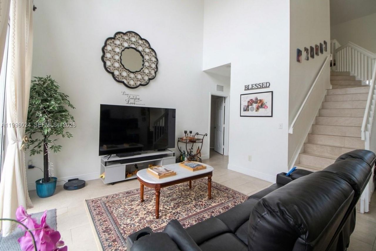 1910 SE 14th Cir, Homestead, FL 33035 Photo