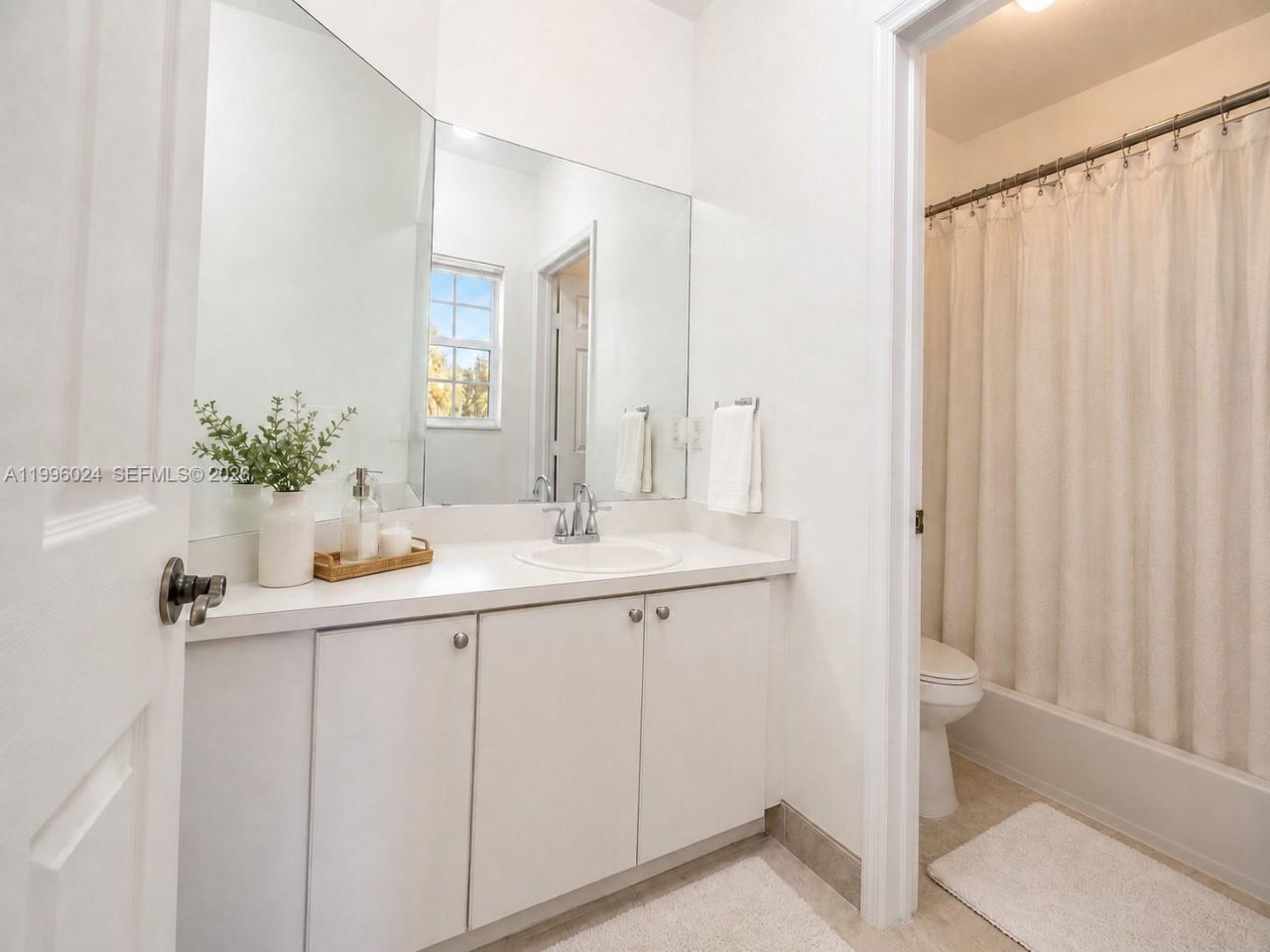 1910 SE 14th Cir, Homestead, FL 33035 Photo