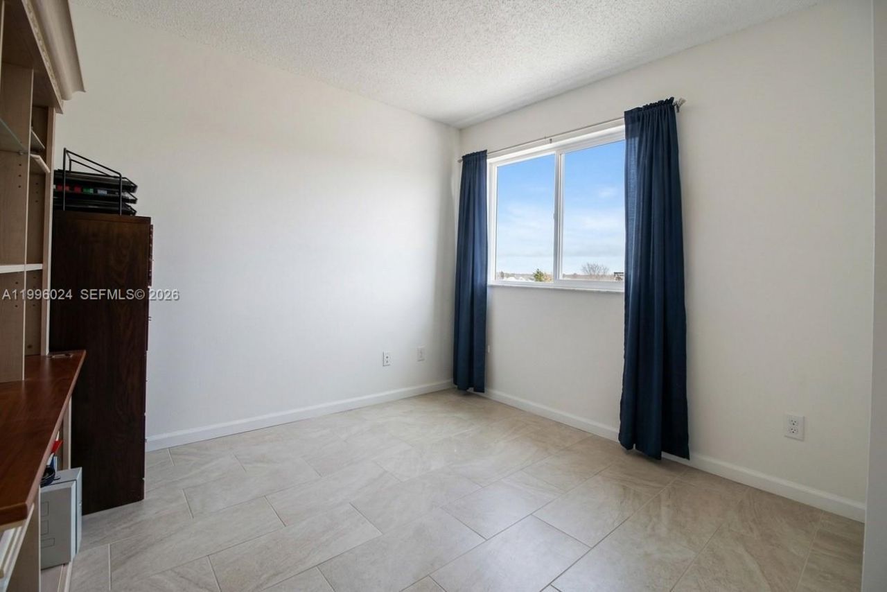 1910 SE 14th Cir, Homestead, FL 33035 Photo