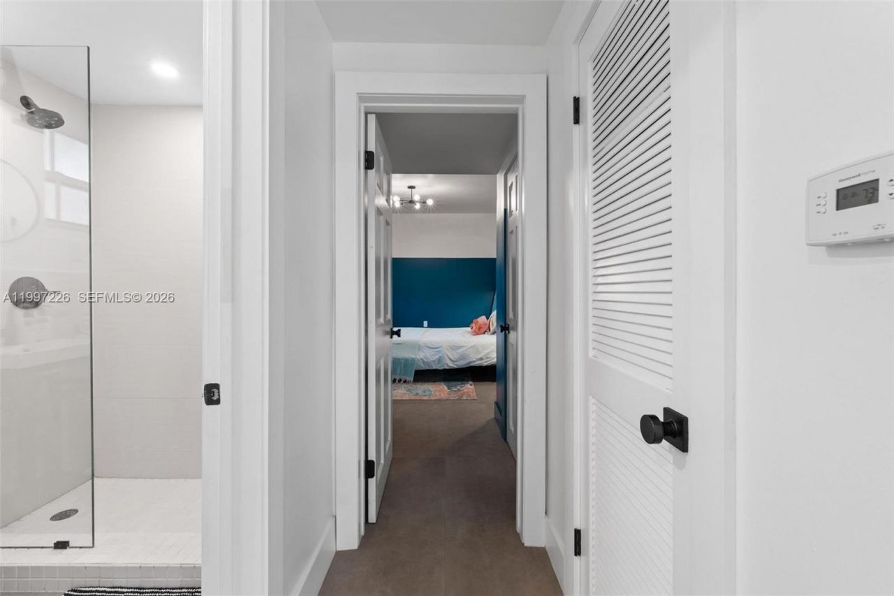 541 NE 62nd St, Unit 13, Miami, FL 33138 Photo