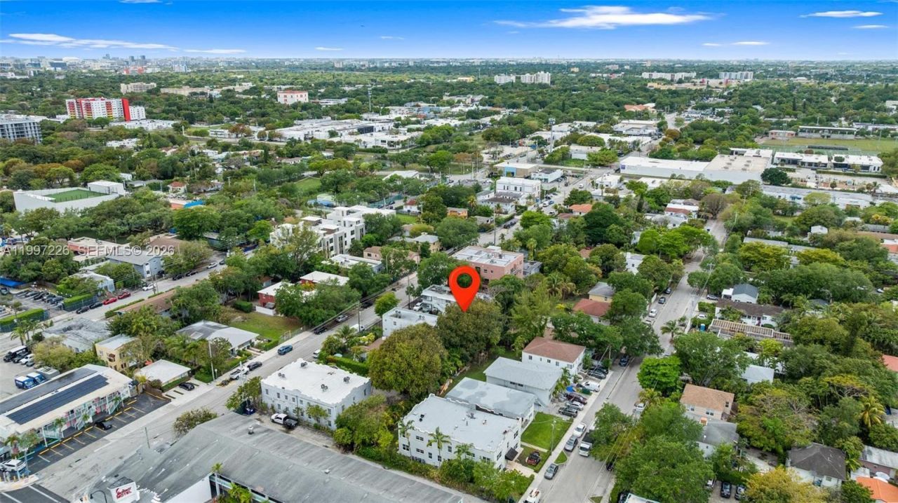 541 NE 62nd St, Unit 13, Miami, FL 33138 Photo