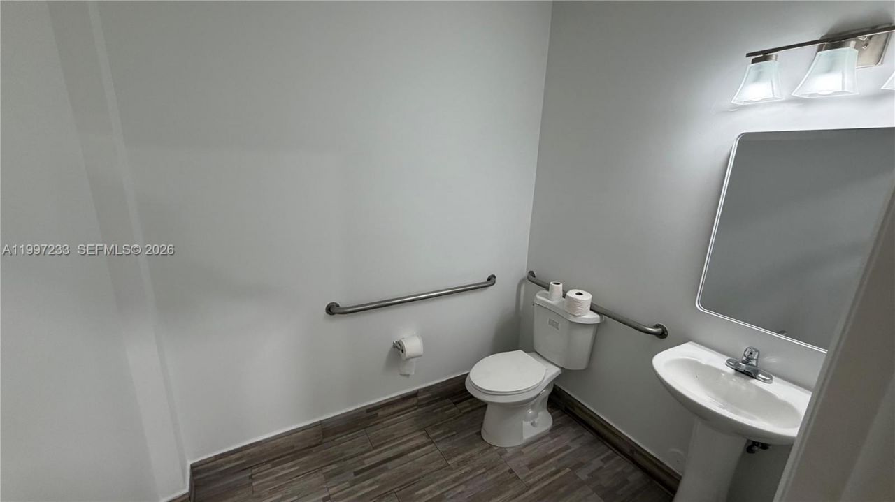 10859 NW 29th St , Unit 10859, Doral, FL 33172 Photo