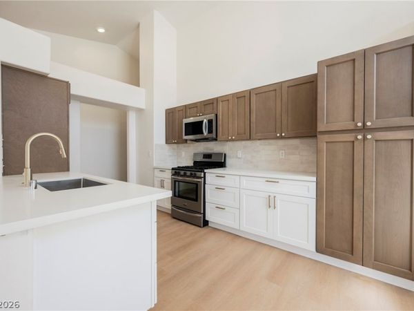 3620 Lake Victoria Drive , North Las Vegas, NV 89032