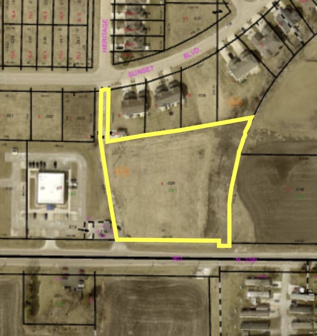 600 W Walnut Street , Oglesby, IL 61348