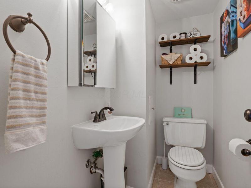 3552 Southwest Court, Grove City, OH 43123 Photo 18