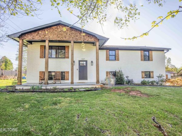 1207 Lenore Lane, Maryville, TN 37804