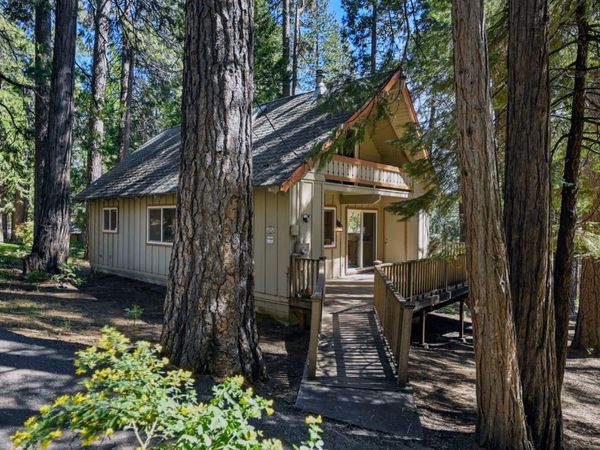 2609 Country Club Dr, Arnold, CA 95223