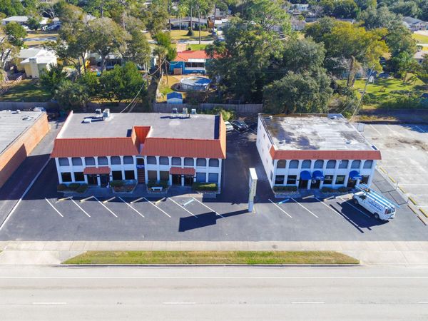 1615 E Ridgewood Avenue, Holly Hill, FL 32117