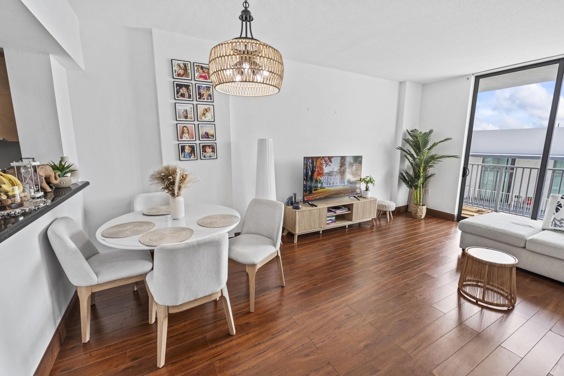 140 S Dixie Highway, Unit 533, Hollywood, FL 33020 Photo