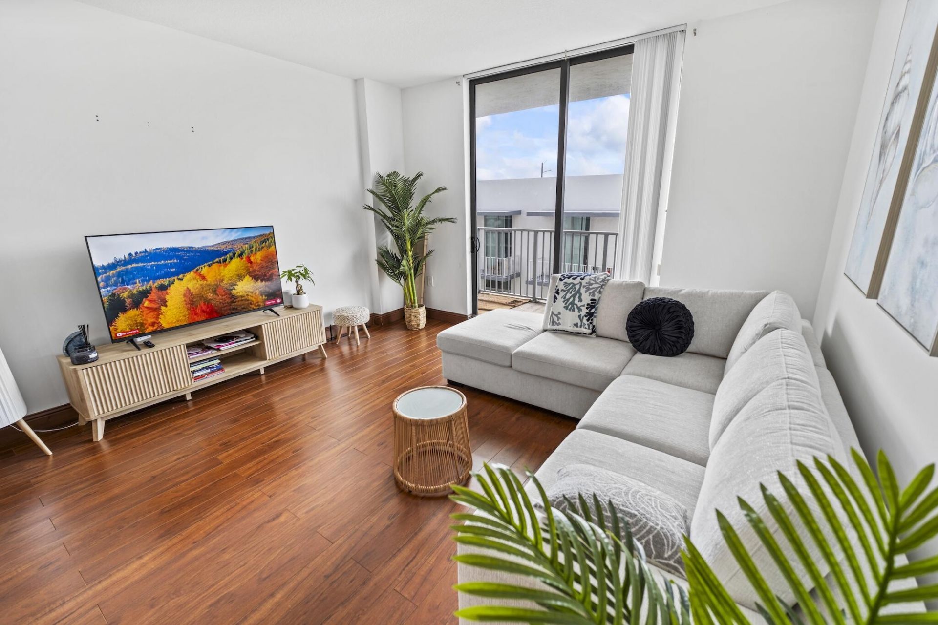 140 S Dixie Highway, Unit 533, Hollywood, FL 33020 Photo