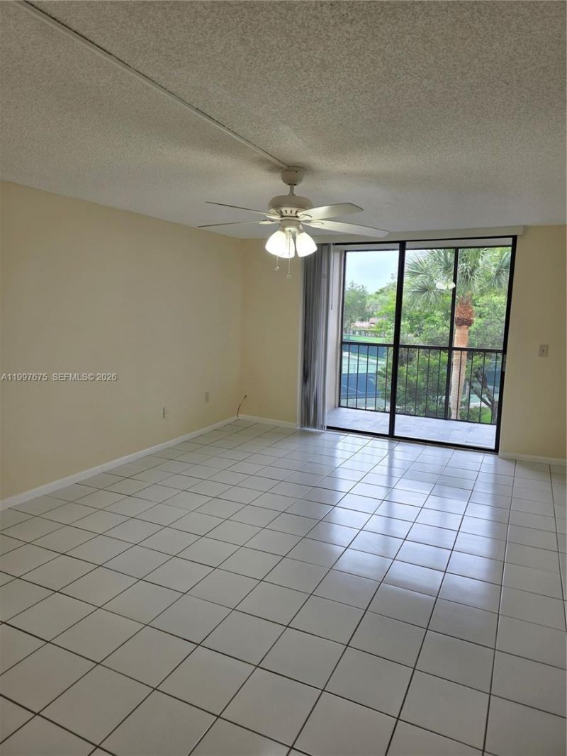 8005 SW 107th Ave, Unit 309, Miami, FL 33173 Photo