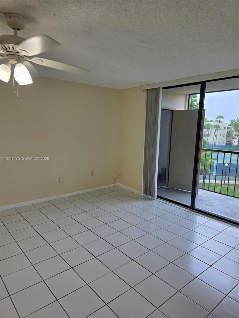 8005 SW 107th Ave, Unit 309, Miami, FL 33173 Photo