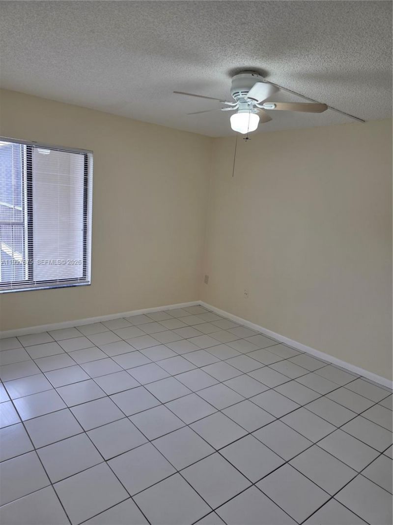 8005 SW 107th Ave, Unit 309, Miami, FL 33173 Photo