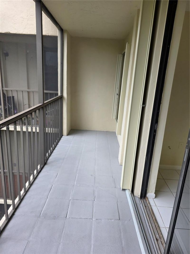 8005 SW 107th Ave, Unit 309, Miami, FL 33173 Photo