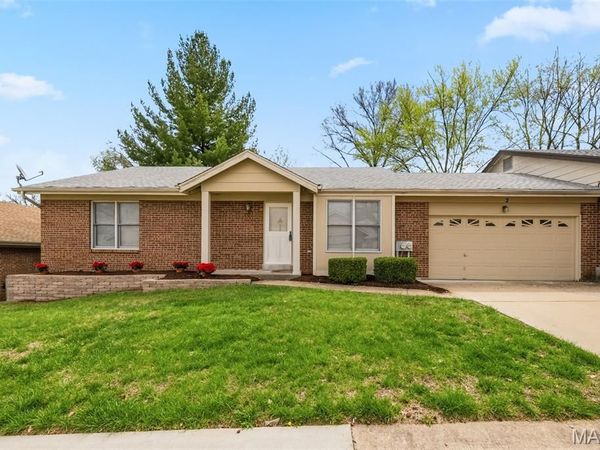 2 Tarpon Court, Florissant, MO 63033