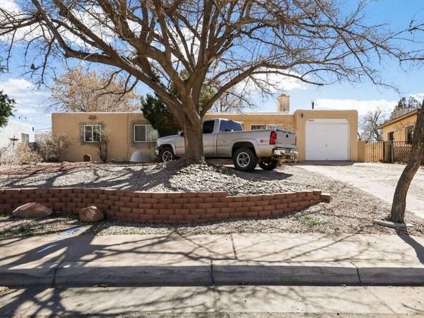 8310 Robin Avenue NE, Albuquerque, NM 87110