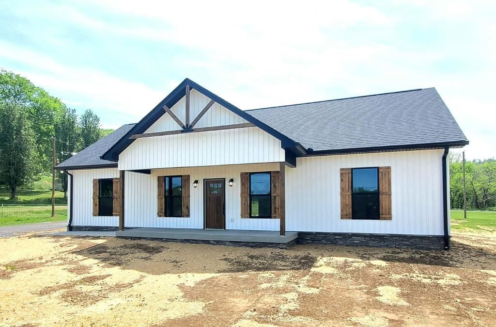 22 Ballenger Rd, Carthage, TN 37030 Main Photo