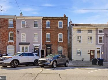 339 SPRING MILL AVENUE, CONSHOHOCKEN, PA 19428