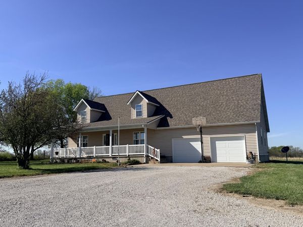 2481 Thorn Road, Golden City, MO 64748