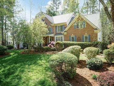 102 Langshire Court, Apex, NC 27502