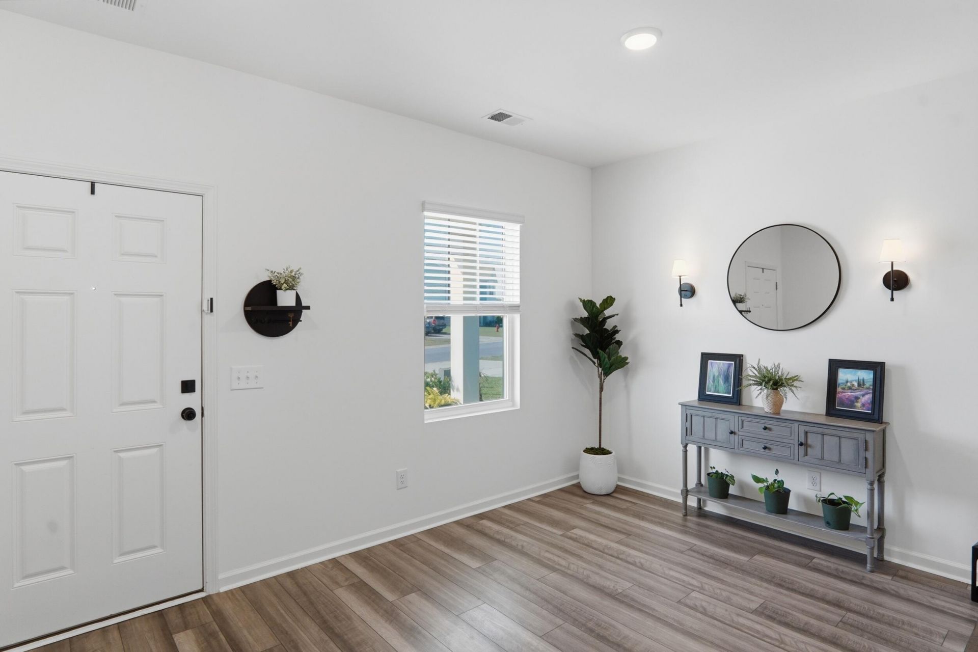 602 Polaris Way Photo 8