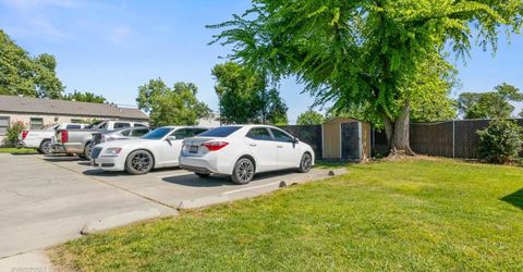 3100 29th Ave, Sacramento, CA 95820 Photo