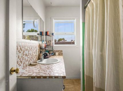 3100 29th Ave, Sacramento, CA 95820 Photo