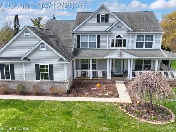 6951 N Meadows Way, Webster Twp, MI 48130