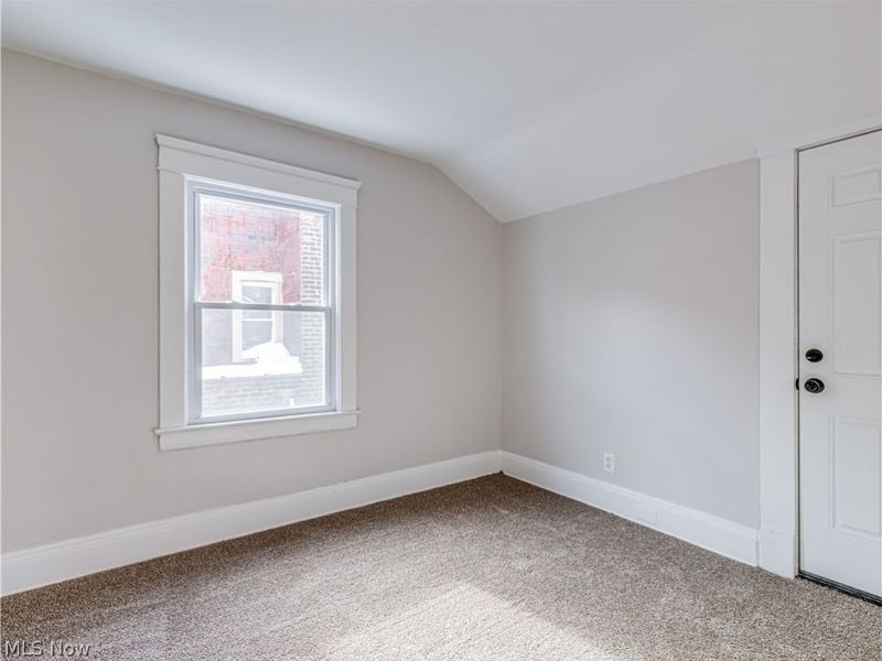 4026 E 123rd Street, Cleveland, OH 44105 Photo 16