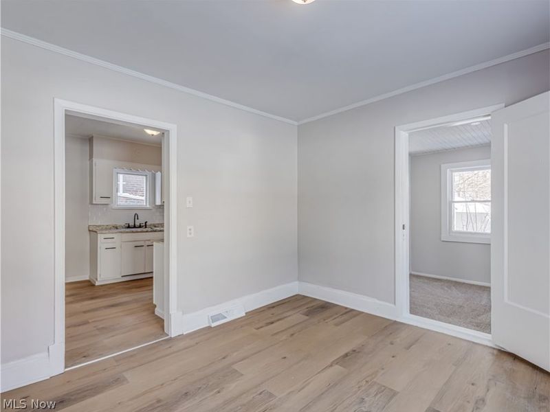 4026 E 123rd Street, Cleveland, OH 44105 Photo 7