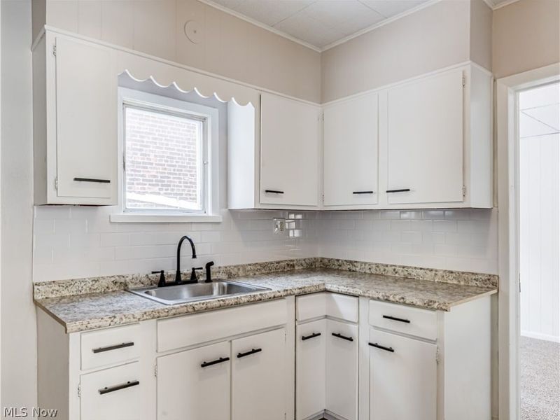 4026 E 123rd Street, Cleveland, OH 44105 Photo 9