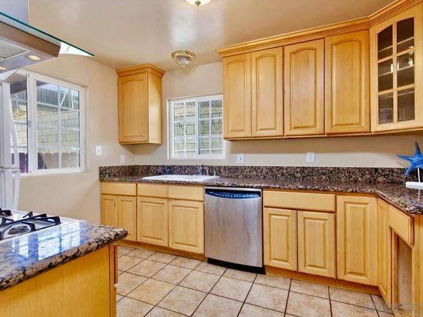 834 Maria Ave., Spring Valley, CA 91977