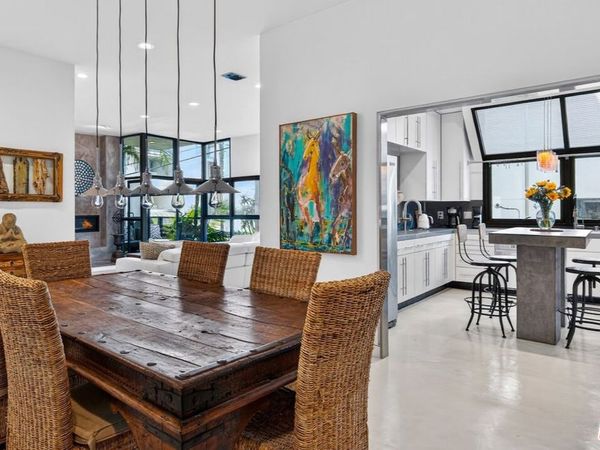 11 Voyage Street, Marina Del Rey, CA 90292