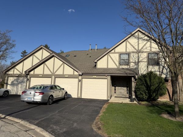 332 Essex Court , Unit 4, Wood Dale, IL 60191