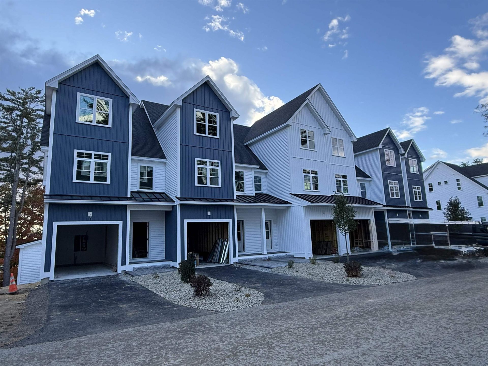 60 White Oaks Road, Unit 11, Laconia, NH 03246 Main Photo