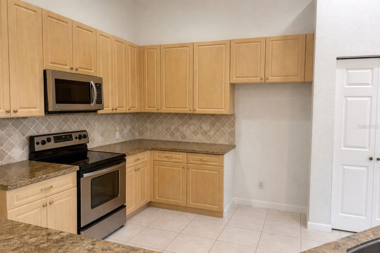 4100 Temple Street, West Palm Beach, FL 33407 Photo