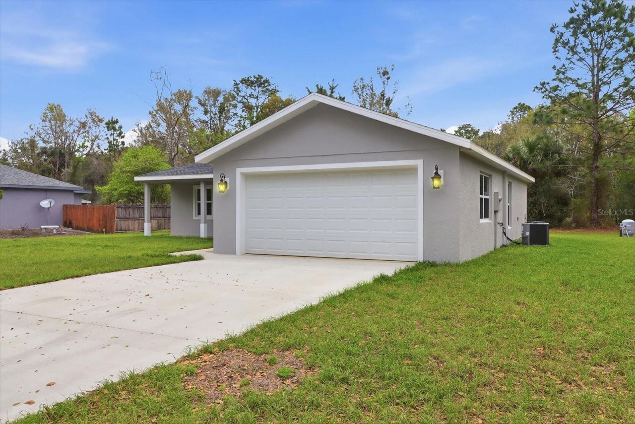 8593 N Fauci Point , Crystal River, FL 34428 Photo