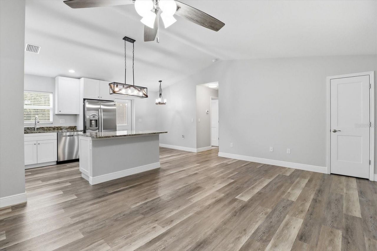 8593 N Fauci Point , Crystal River, FL 34428 Photo