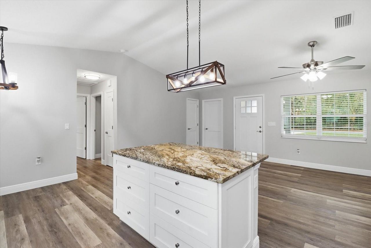 8593 N Fauci Point , Crystal River, FL 34428 Photo