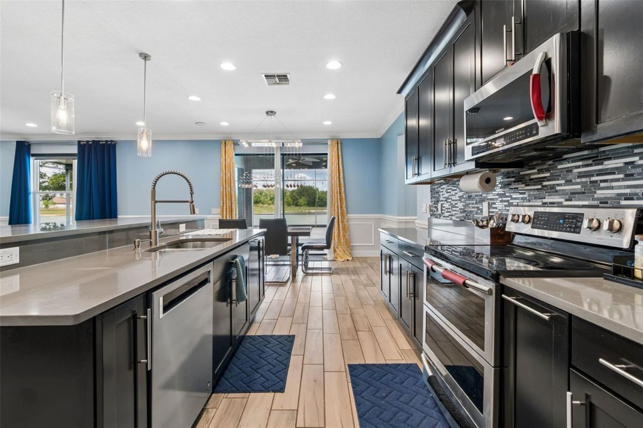 10316 Clover Pine Drive, Tampa, FL 33647 Photo