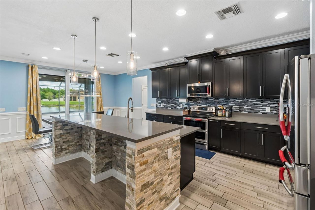 10316 Clover Pine Drive, Tampa, FL 33647 Photo