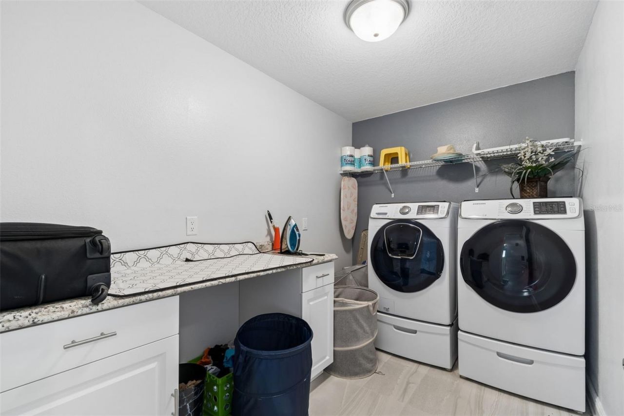 10316 Clover Pine Drive, Tampa, FL 33647 Photo