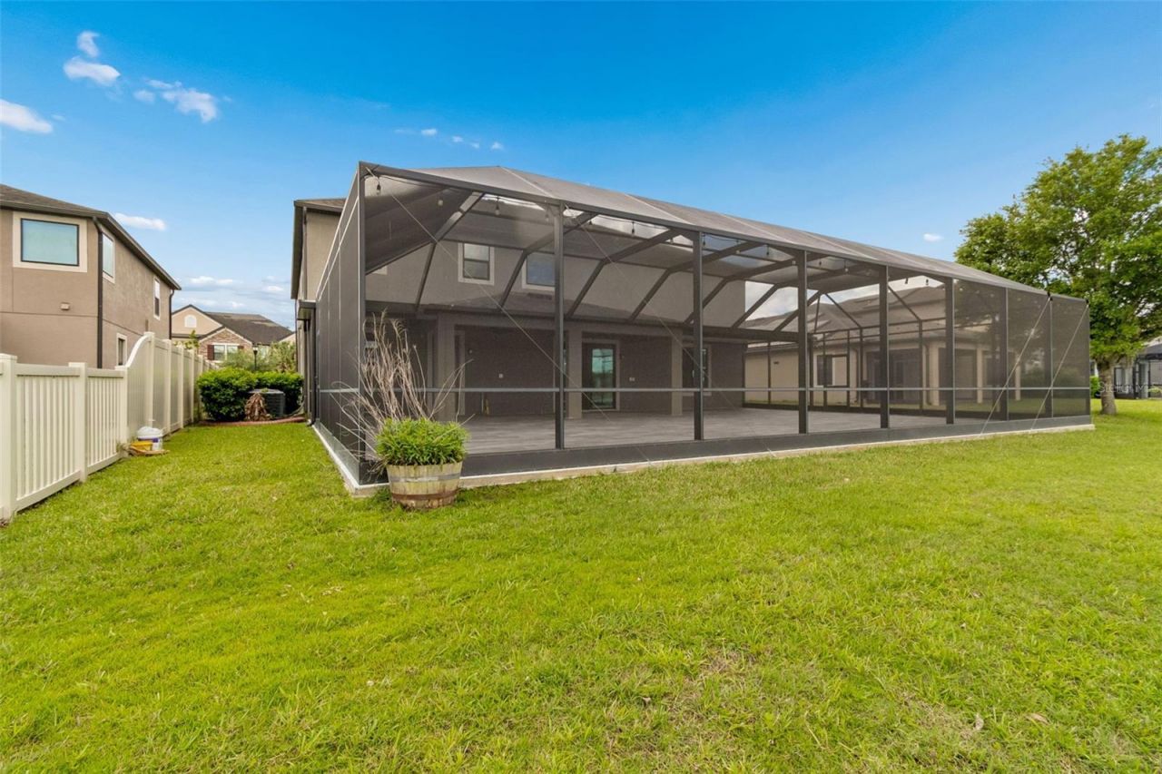 10316 Clover Pine Drive, Tampa, FL 33647 Photo