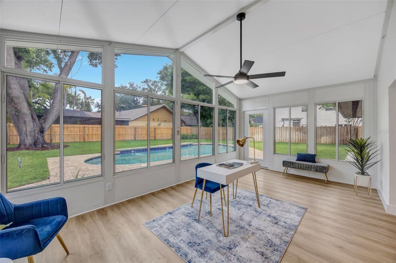 13313 Golf Crest Circle, Tampa, FL 33618 Photo