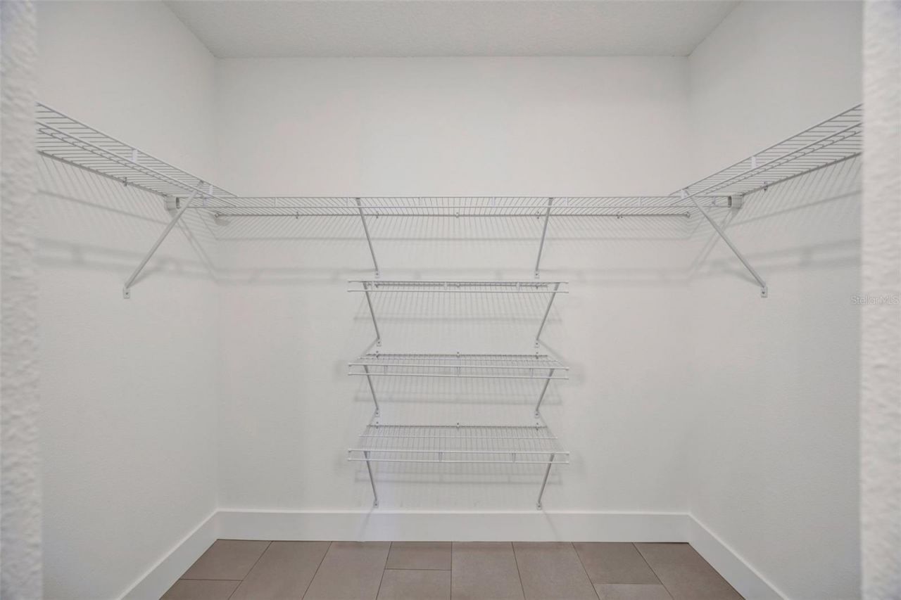 13313 Golf Crest Circle, Tampa, FL 33618 Photo