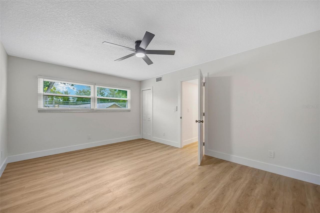 13313 Golf Crest Circle, Tampa, FL 33618 Photo