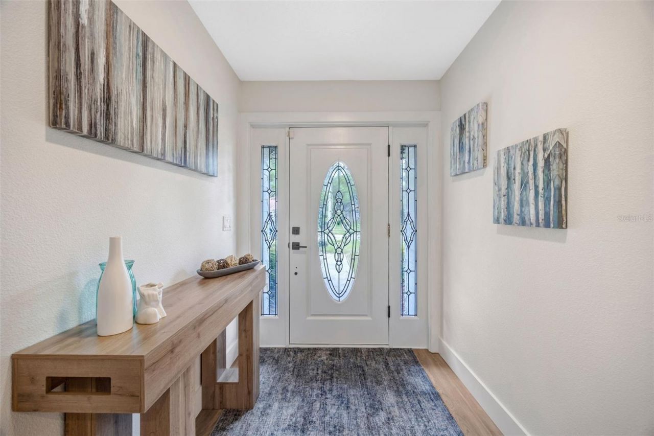 13313 Golf Crest Circle, Tampa, FL 33618 Photo