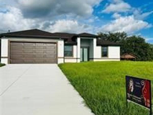 733 Knox AVE S, LEHIGH ACRES, FL 33974
