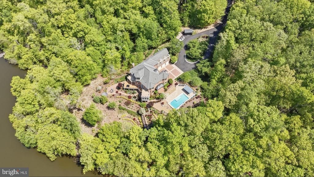 10036 LAKE OCCOQUAN DRIVE, MANASSAS, VA 20111