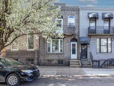 820 TASKER STREET, PHILADELPHIA, PA 19148